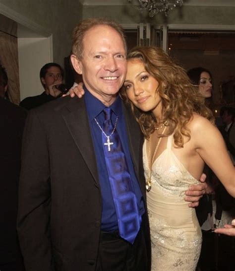 Jennifer Lopez with her father David Lopez - Jennifer Lopez Photo (31834190) - Fanpop