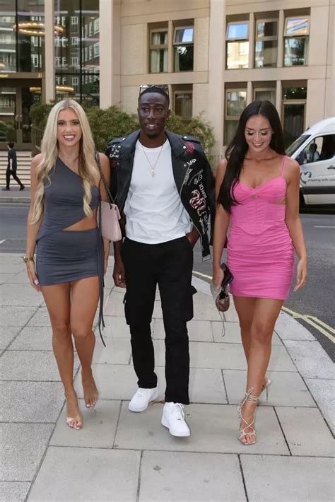 Deji's Love Island girl gang pick sides after Indiyah slams him for kiss claims - OK! Magazine