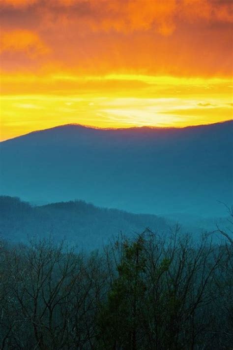 Sunrise in the Smoky Mountains | Smoky mountains, State parks, Smokies