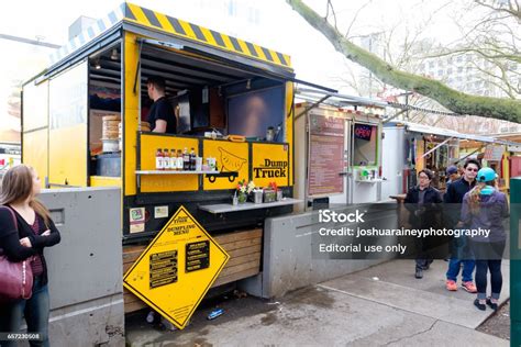 Portland Oregon Food Trucks Stock Photo - Download Image Now - Food ...