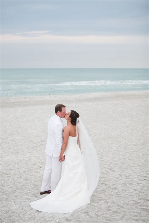 Longboat Key Club Wedding | Florida beach wedding, Beach destination wedding, Beach theme wedding