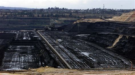 Latrobe Valley: Coal mines could be turned into tourist attraction like ...