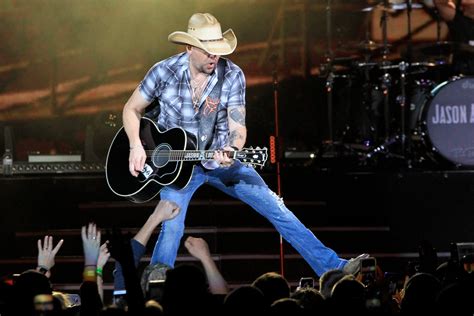 CONCERT REVIEW: Jason Aldean is country consistency | 93.3 KIOA