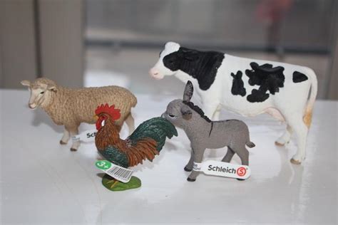 Schleich Farm World Starter Set Review • A Moment With Franca