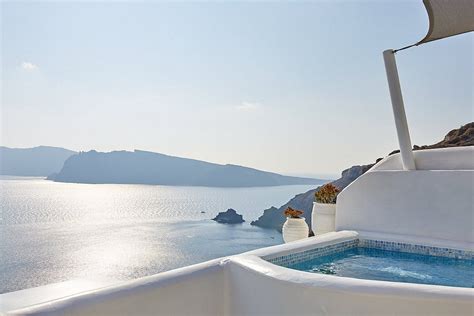 11 best Santorini hotels with private pools - Tripadvisor