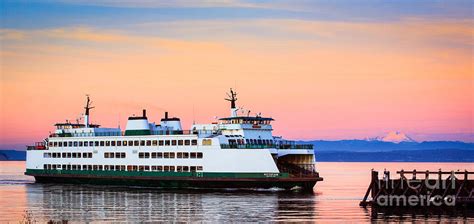 Washington State Ferry Photograph by Inge Johnsson