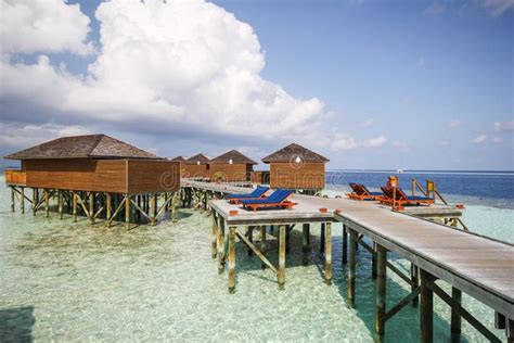 View of Vilamendhoo Island at the Water Bungalows Side in the Indian Ocean, Maldives Stock Image ...