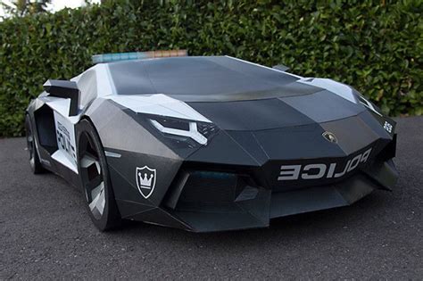 Awesome Life-Sized Lamborghini Made of Paper | Super cars, Lamborghini aventador, Lamborghini