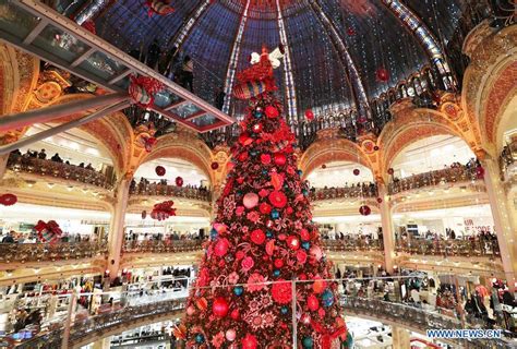 45 Top Photos When Does Paris Decorate For Christmas : 11 Best Ways To ...