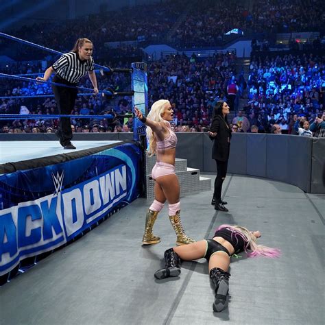 ALEXA BLISS at WWE Smackdown in Fayetteville 12/06/2019 – HawtCelebs