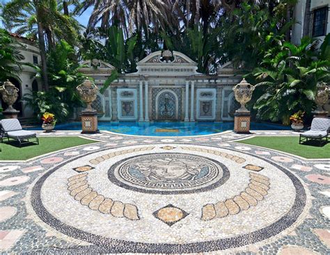 New Photos Of The Versace Mansion In Miami - Business Insider