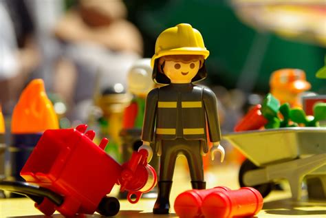 图片素材 : 黄色, 玩具, playmobil, 塑像, lego, 消防队员 3872x2592 - - 1326310 - 素材中国, 高清壁纸 - PxHere摄影图库