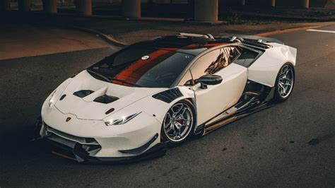 A Lamborghini Huracan with a twin-turbo V8 is headed to SEMA