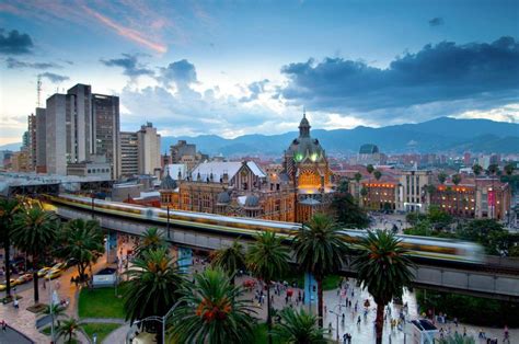 ¿Qué ver en Medellín [2022]? ¡15 Lugares Imprescindibles que visitar!