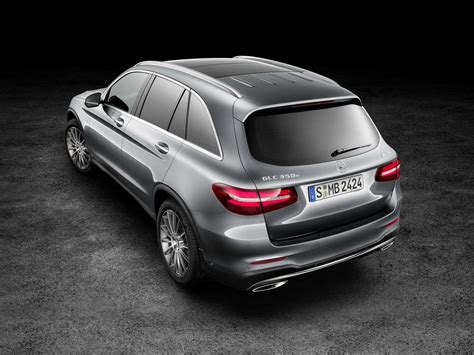 2016 Mercedes-Benz GLC-Class Review - Gallery - Top Speed