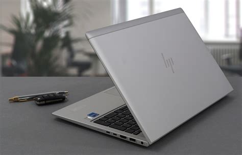 HP EliteBook 850 G8 review – premium business machine for niche consumers