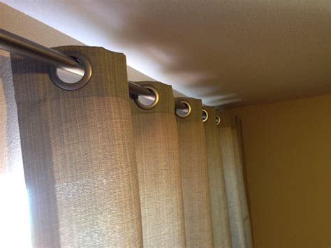 Bella Jean Boutique: Hanging Curtains with Grommets