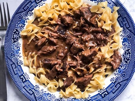 How to make: Beef tips and noodles