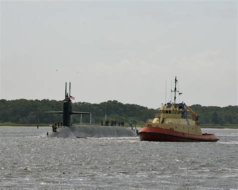 DVIDS - Images - USS Maryland (SSBN 738) (Blue) Returns to Homeport [Image 1 of 10]