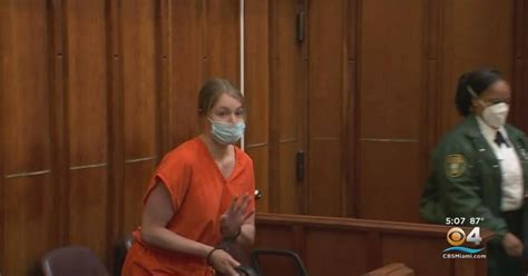 Court hearing for social media model Courtney Clenney, charged in boyfriend's death - CBS Miami