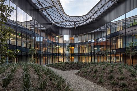 Edificio de Servicios Estudiantiles / CO Architects | ArchDaily México