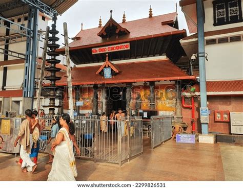 Guruvayur Temple: Over 300 Royalty-Free Licensable Stock Photos ...