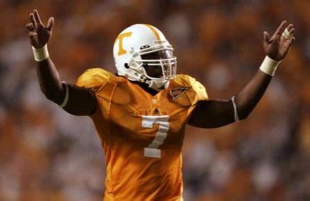 jerod mayo | Tennessee football, Tennessee volunteers, Tn football