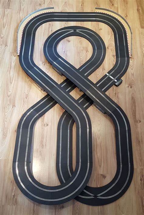 Scalextric Sport 1:32 Track Set - Triple Loop Layout | Scalextric track, Slot cars, Slot car ...