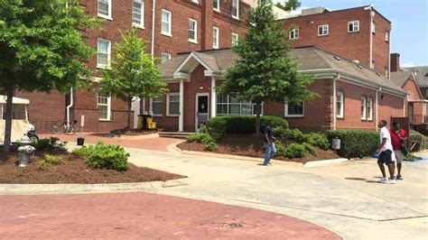 Morehouse College Campus Tour! - YouTube