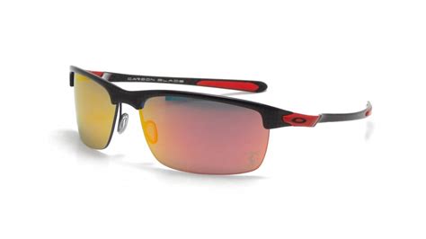 Oakley Carbon Blade Scuderia Ferrari Black OO9174 06 66 Polarisés ...