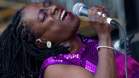 Soul singer Sharon Jones, the 'female James Brown,' dead at 60