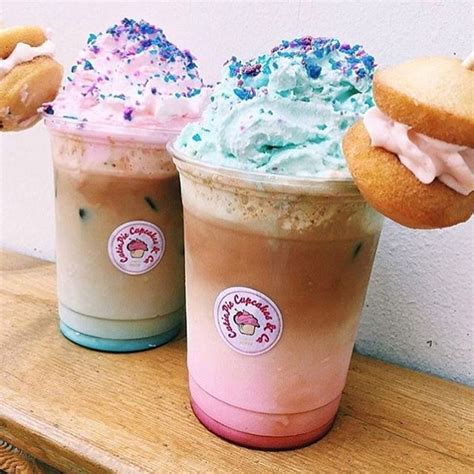 'It's so much more than a drink': Toronto café says it invented the Unicorn latte - Chatelaine