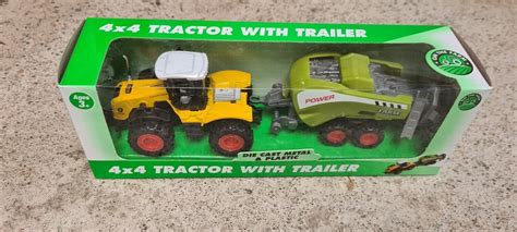 4 x 4 Tractor with Trailer