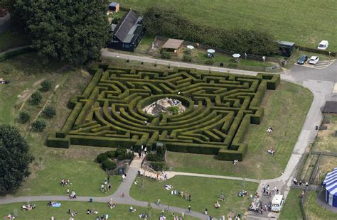 Leeds Castle Maze - Kent aerial - a photo on Flickriver