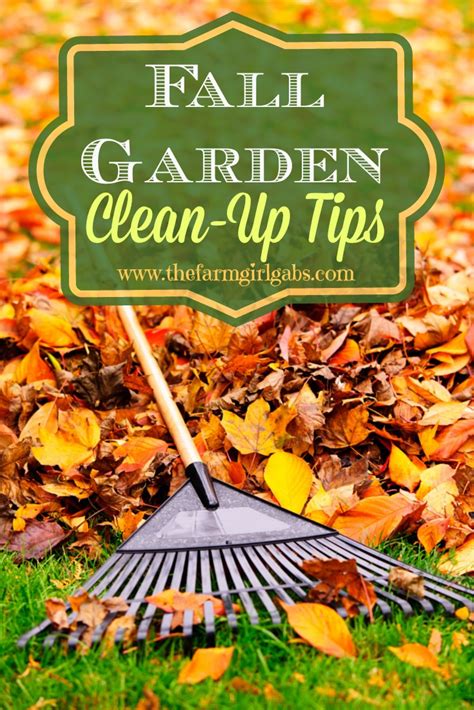 10 Fall Garden Clean-Up Tips - www.thefarmgirlgabs.com