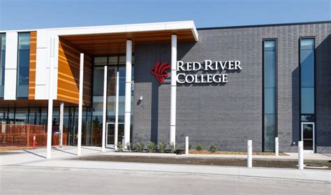 RRC Campuses : International Education at Red River College