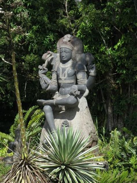 Shiva statue - Picture of Kauai's Hindu Monastery, Kapaa - TripAdvisor