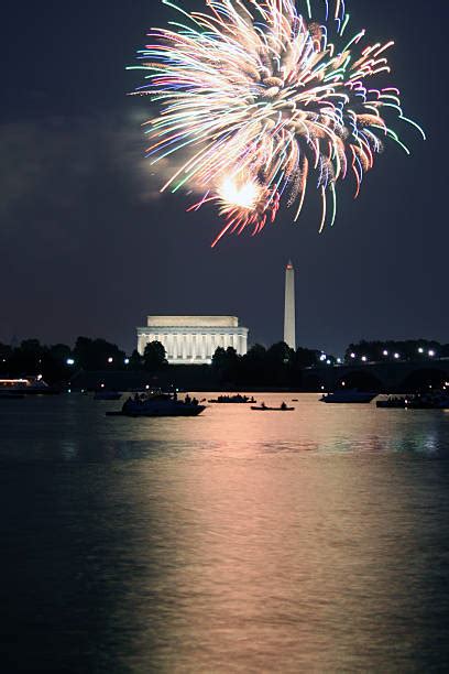 Lincoln Memorial Fireworks Stock Photos, Pictures & Royalty-Free Images ...