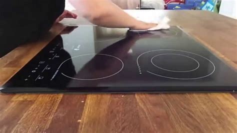 How to clean the induction cooktop - YouTube