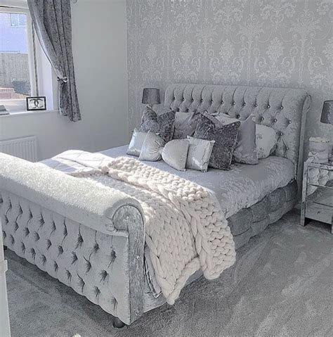 DAANIS: Silver Crushed Velvet Bed Bedroom Ideas