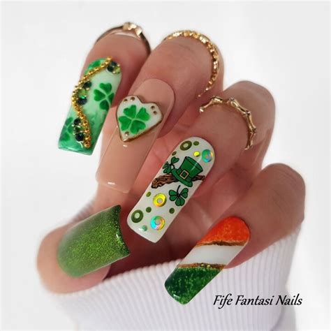 40+ Festive St. Patrick's Day Nails To Celebrate The Day | Le Chic Street