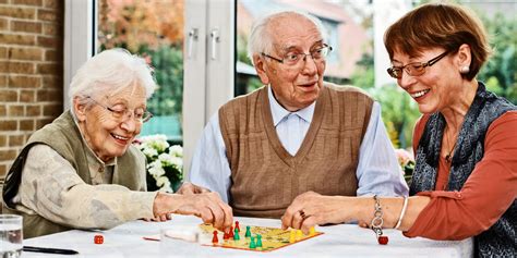 7 Awesome Board Games for Seniors