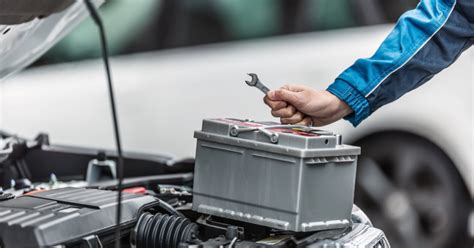 Maximizing Car Battery Life: Tips to Extend Performance and Longevity