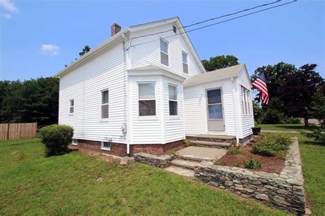 Seekonk, MA Real Estate - Seekonk Homes for Sale | realtor.com®