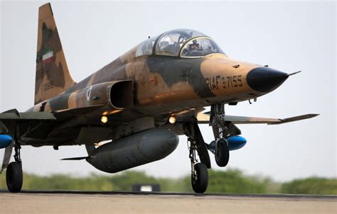 Military and Commercial Technology: Iran's fighter jets are a major ...