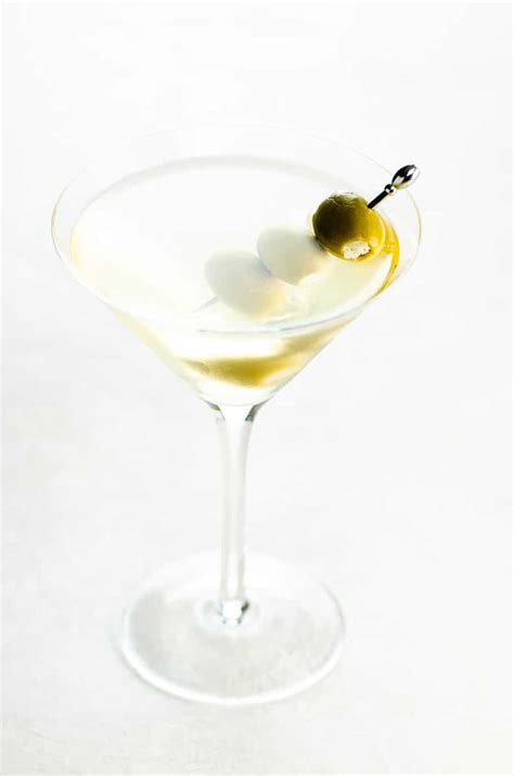 How to Make a Dirty Martini | Umami Girl