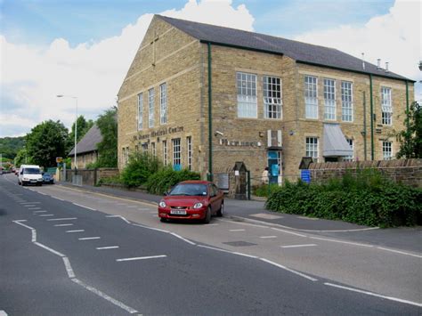 St James Medical Centre © Paul Anderson :: Geograph Britain and Ireland