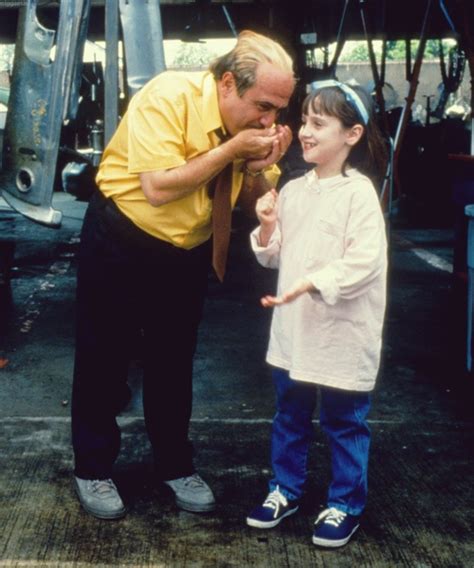 behind the scenes of Matilda | Matilda movie, Mara wilson, Danny devito