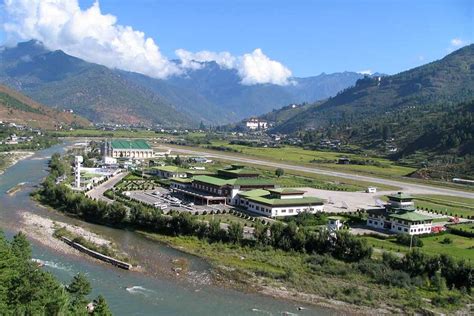 Missions to Paro, the World's Most Dangerous Airport - UAS ...