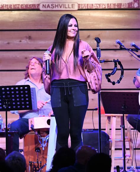 SARA EVANS Performs at City Winery in Nashville 05/18/2019 – HawtCelebs